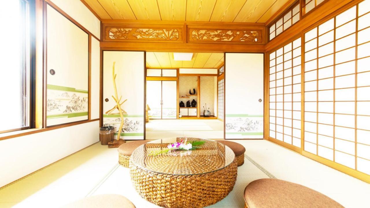 Palm Villa Ishigakijima Yugafu Ishigaki  Екстер'єр фото